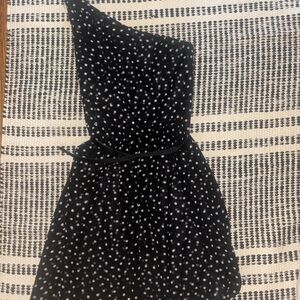size 4 off the shoulder polka dot dress from white house black market